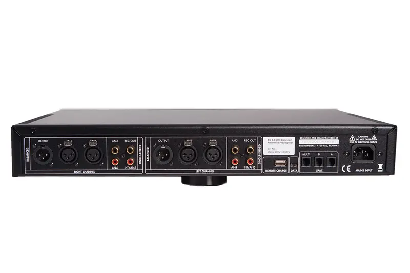 ec4.8mk2_takapaneeli